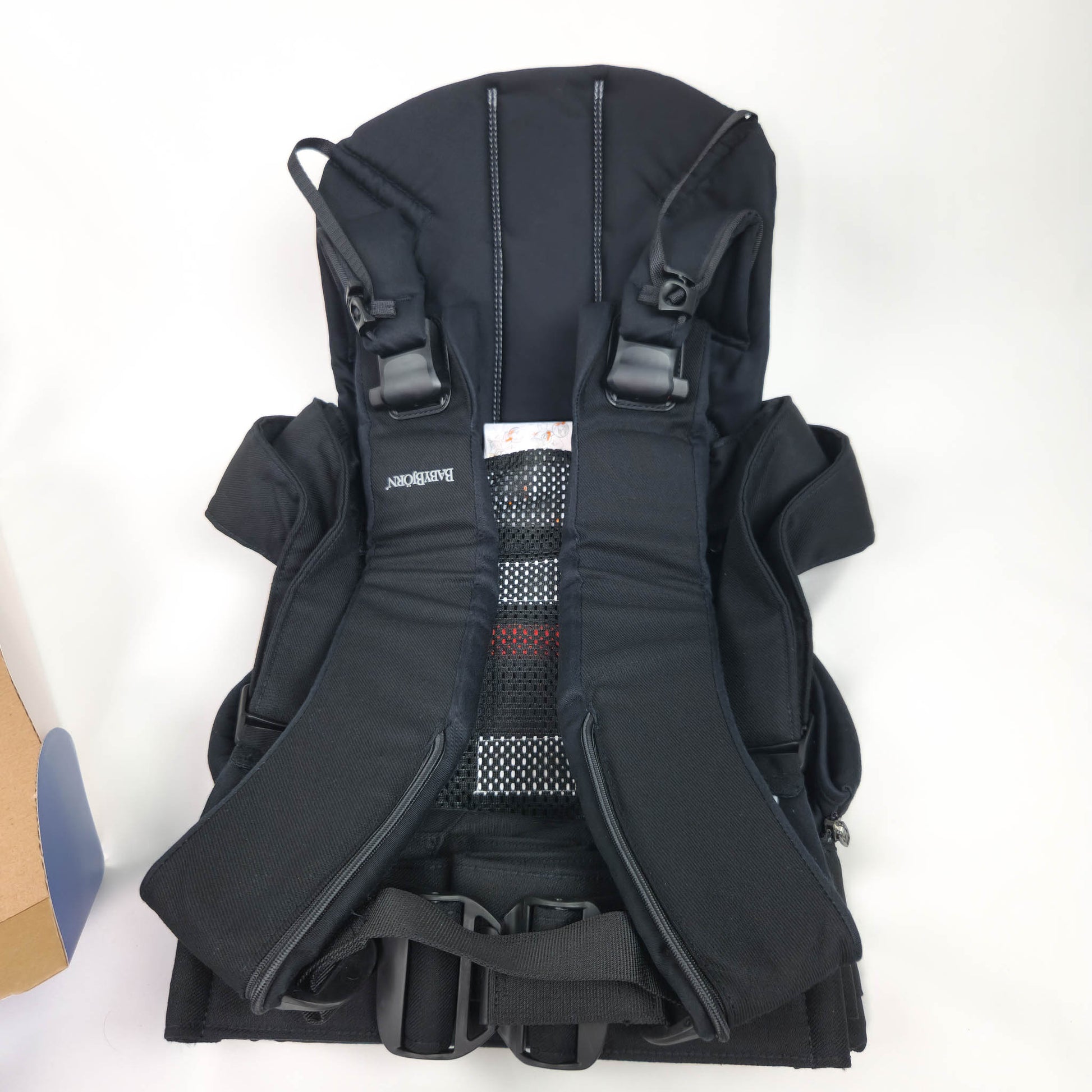 BABYBJÖRN Baby Carrier One in Black Cotton