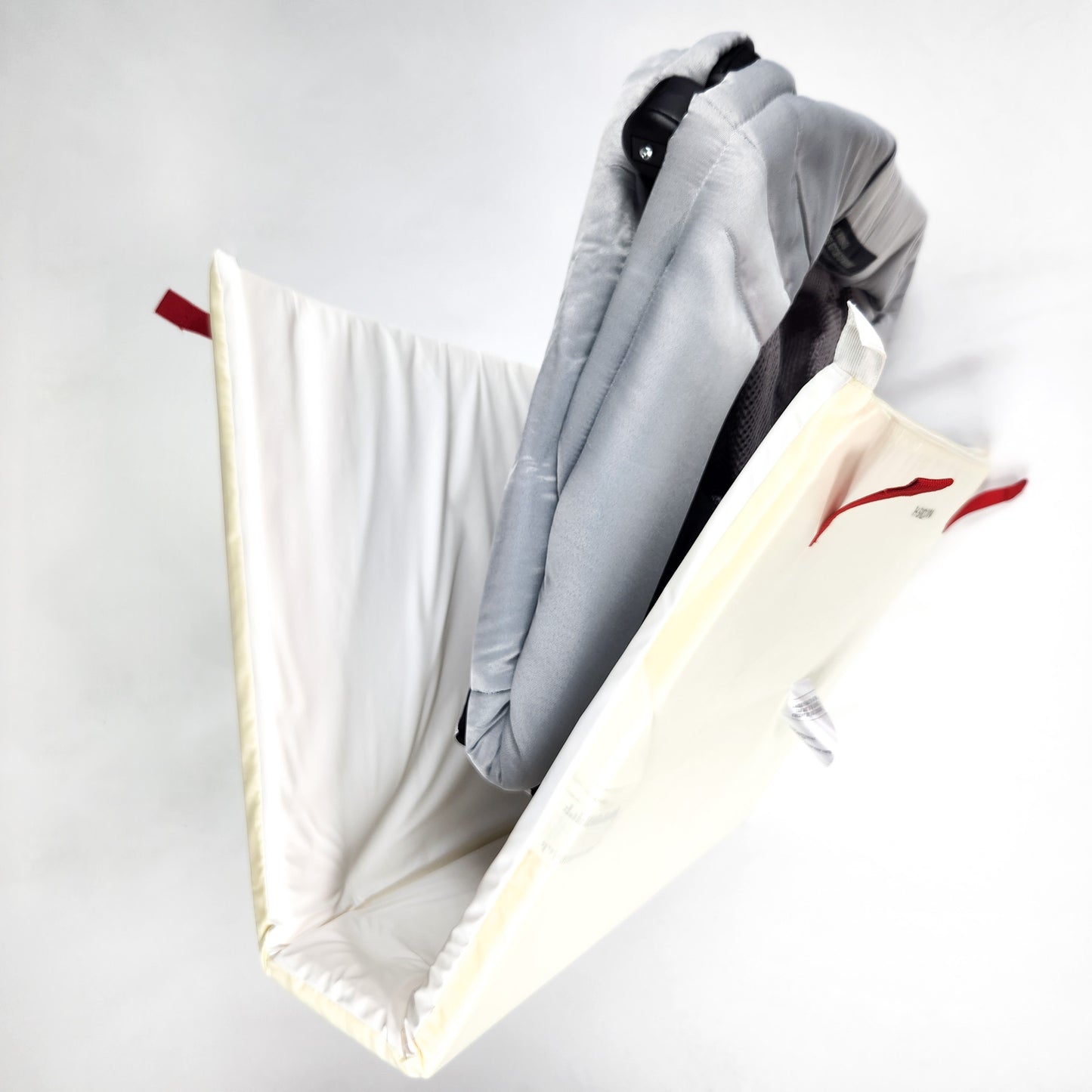 BABYBJÖRN Play Yard Light with Carry Bag - Silver folded