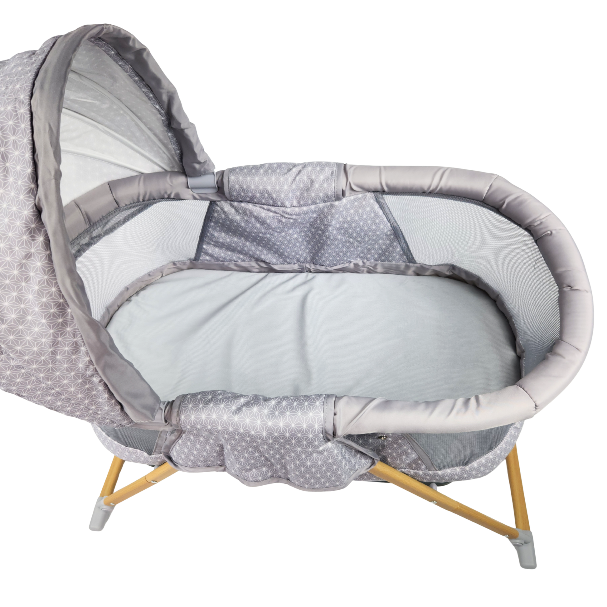 Safety 1st Amherst bassinet Stardust front view showing mesh sides, padded edges and wooden legs
